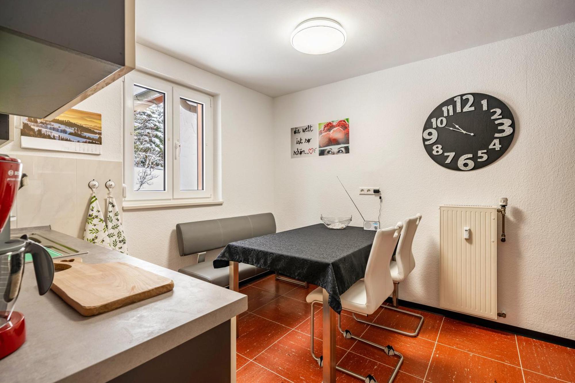Haus Marianne Schmelzle Apartment Фройденщат Екстериор снимка